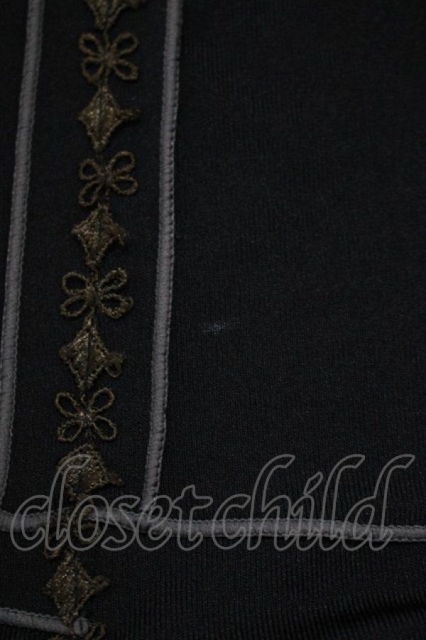 画像4: OZZ ANGELO / レースチャーム風カットソー  黒 H-25-11-25-040-OO-TO-KB-ZH (4)