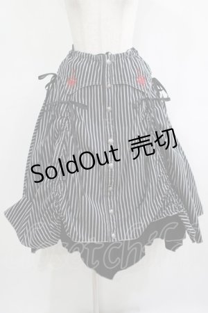 画像: ALGONQUINS / クラウン刺繍ストライプスカート  黒×グレー H-25-11-25-010-AL-SK-KB-ZH