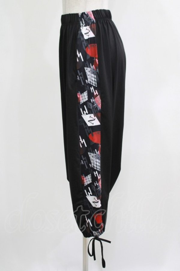 画像2: NieR Clothing / プリント切替サルエルパンツ  黒 H-25-11-26-025-PU-PA-KB-ZH (2)