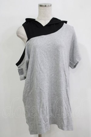 画像: NieR Clothing / レイヤード風切替プルパーカー  グレー H-25-11-26-049-PU-TO-KB-ZH