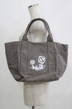 画像: NieR Clothing / ロゴプリントバッグ  グレー H-25-11-26-064-PU-BG-KB-ZH