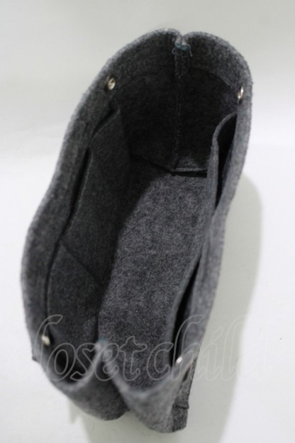 画像6: NieR Clothing / バッグインバッグ付バッグ  グレー H-25-11-26-065-PU-BG-KB-ZH (6)
