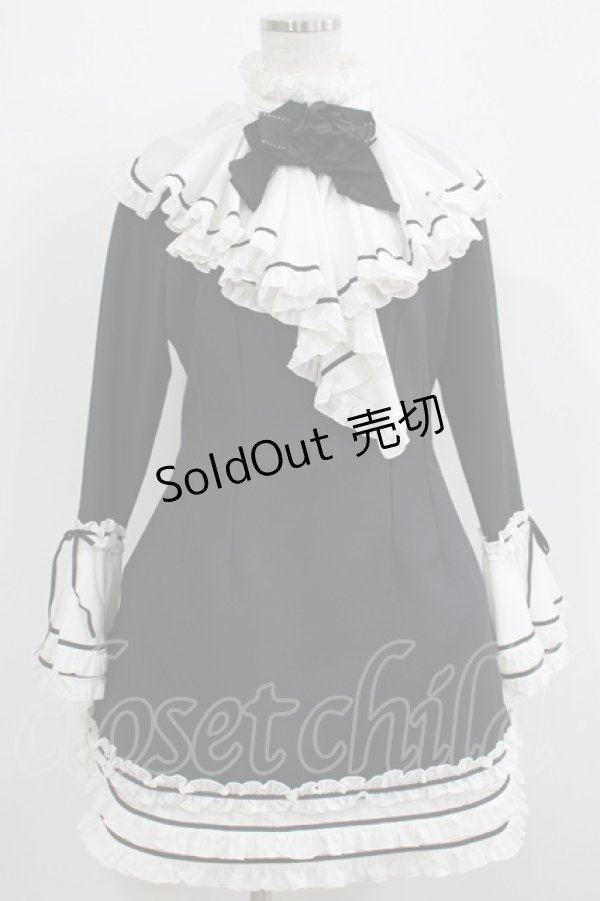 画像1: MARBLE / コサージュ付きロマンティックドレープフリルワンピース  黒×白 H-25-11-26-015-GO-OP-KB-ZH (1)