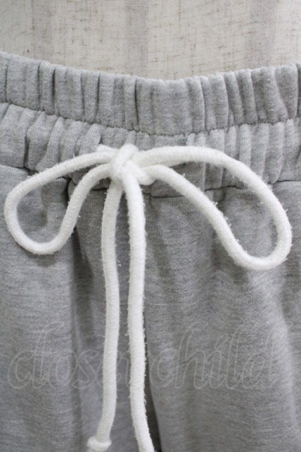 画像4: KRY CLOTHING / 2Wayスウェットパンツ  グレー H-25-11-26-023-EL-PA-KB-ZH (4)