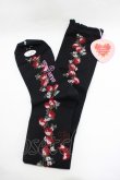 画像1: BABY,THE STARS SHINE BRIGHT / Juicy BABY Love Love Berries柄オーバーニーソックス  ブラック H-25-11-29-069-BA-ZA-NS-ZH (1)