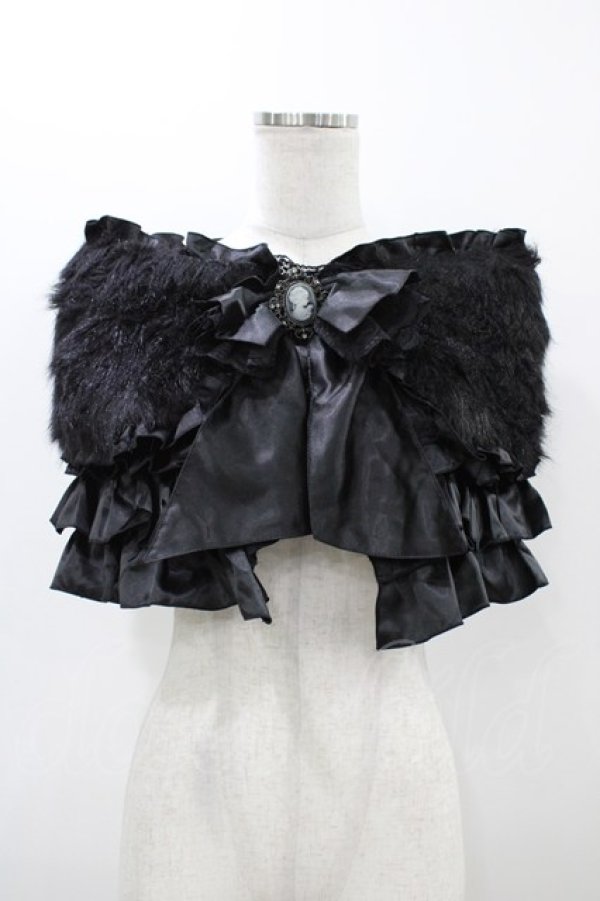 画像1: MARBLE / 豪華カメオ付きクラシカルケープ  ブラック H-25-12-02-1055-GO-JA-KB-ZH (1)