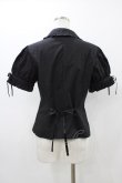 画像2: MARBLE / リボンブローチ付パフスリーブブラウス  ブラック H-25-12-02-1058-GO-BL-KB-ZH (2)