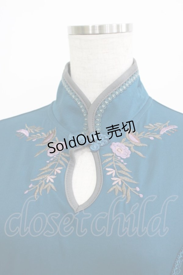 画像4: Ozz oneste / 刺繍チャイナボタントップス  グリーン H-25-12-03-068-OO-TO-KB-ZH (4)