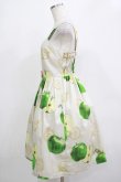 画像2: Emily Temple cute / Apple Stampノースリーブワンピース  グリーンアップル H-25-12-03-022-ET-OP-KB-ZT100 (2)