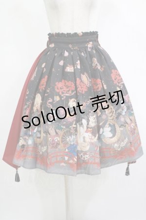 画像: ALICE and the PIRATES / クリスの百鬼夜行〜宵に咲き誇る妖の華〜柄スカート Free 墨×エンジ（Black） H-25-12-04-011-PA-SK-NS-ZH