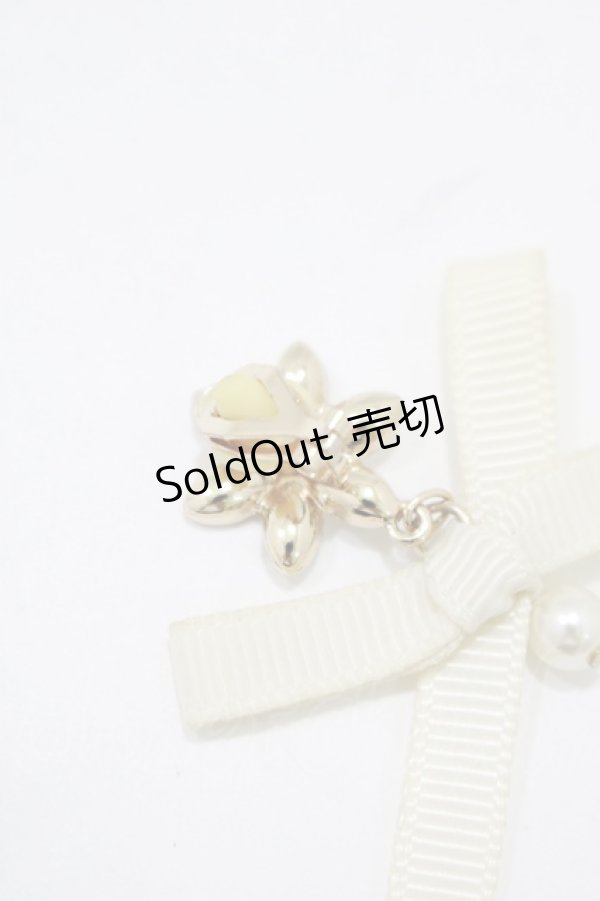 画像2: m petit by misako / AMビジューリボンイヤリング  アイボリー H-25-12-05-057-LO-AC-NS-ZH (2)