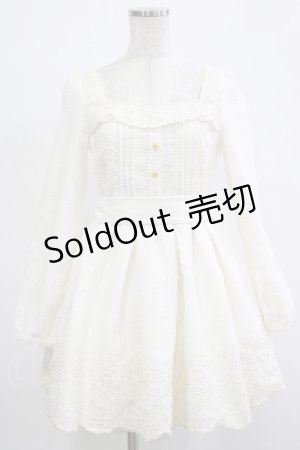 画像: LIZ LISA / ウエストリボン刺繍ワンピース Free ホワイト H-25-12-05-017-LO-OP-NS-ZH