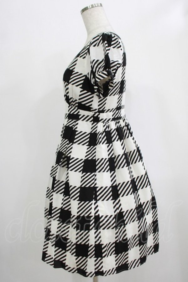 画像2: Emily Temple cute / Emilyギンガムパフスリーブワンピース M ブラック H-25-12-06-008-ET-OP-KB-ZH (2)