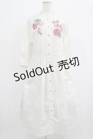 画像: Jane Marple Dans Le Salon / Compact lawn rose EMB dress  アイボリー H-25-12-07-004-JM-OP-KB-ZH