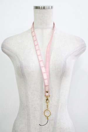 画像: Q-pot. / チョコレートネックストラップ  ストロベリー H-25-12-07-048-QP-ZA-KB-ZH