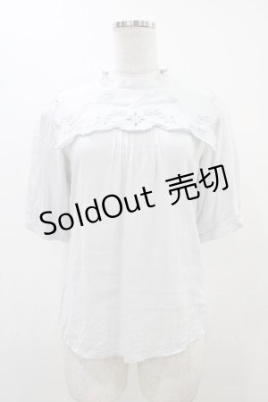画像: Fi.n.t / カットワーク刺繍クロスヨークブラウス Free L/BLUE H-25-12-07-1047-CA-BL-NS-ZH