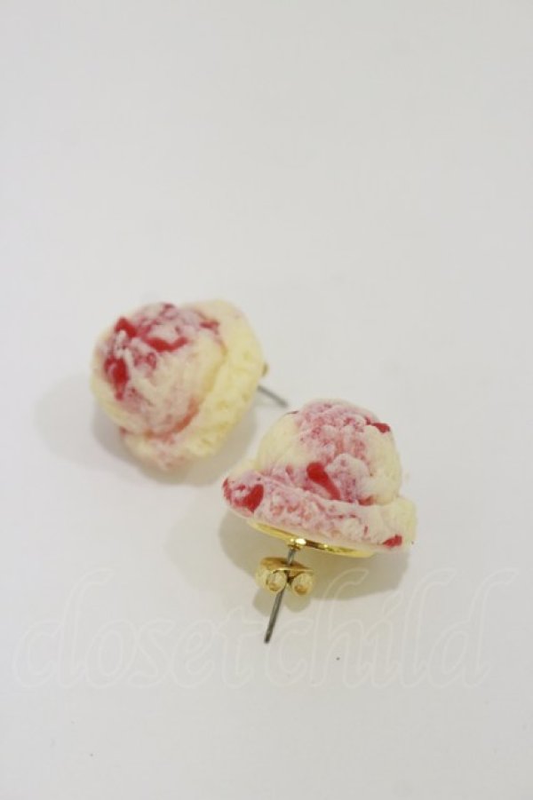 画像1: Q-pot. / Strawberry Yoghurt Petit Ice Creamピアス  ストロベリー H-25-12-08-030-QP-AC-KB-ZH (1)