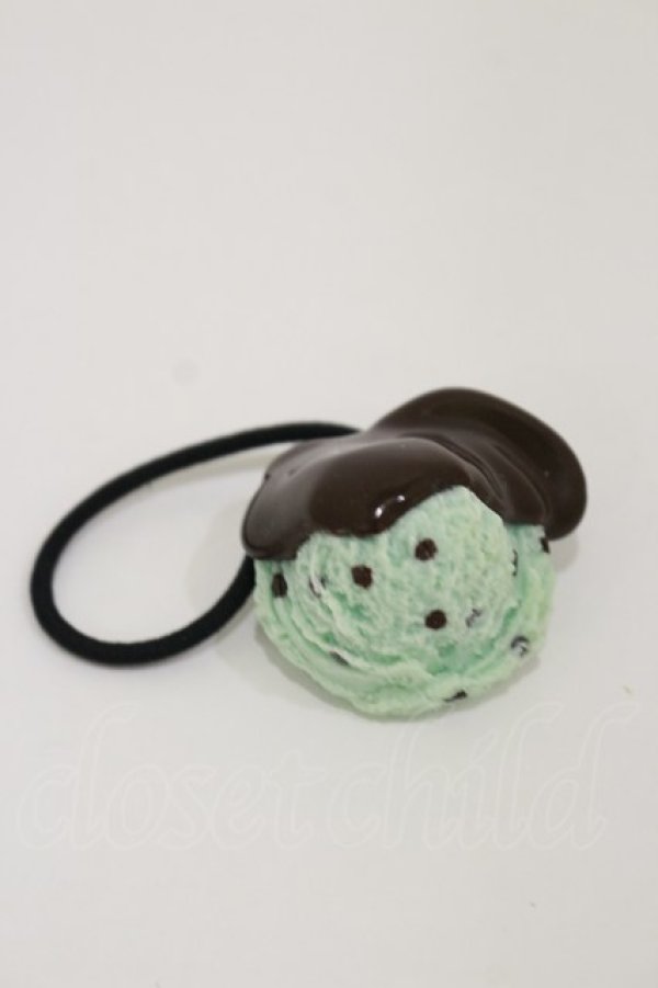画像1: Q-pot. / Sauced Mint Chocolate Ice Creamヘアゴム  ミントチョコ H-25-12-08-034-QP-AC-KB-ZH (1)