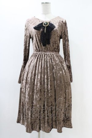 画像: MARBLE / アンティークブローチ付きベルスリーブワンピース  スモーキーベージュ H-25-12-09-1034-GO-OP-KB-ZH