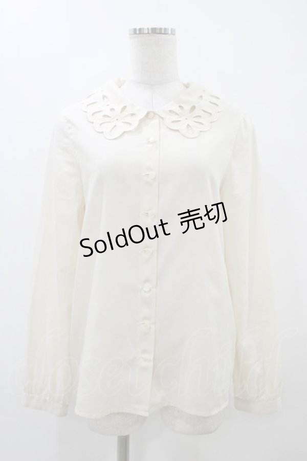 画像1: Jane Marple / フラワーアイレットカラーのブラウス  アイボリー H-25-12-10-1051-JM-BL-KB-ZH (1)