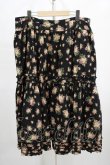 画像2: PINK HOUSE / 花柄スカート Free ブラック H-25-12-10-011-LO-SK-NS-ZH (2)
