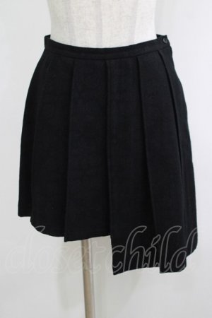 画像: BPN / ジャガードウールアシメプリーツスカート  黒 H-25-12-11-031-GO-SK-KB-ZH