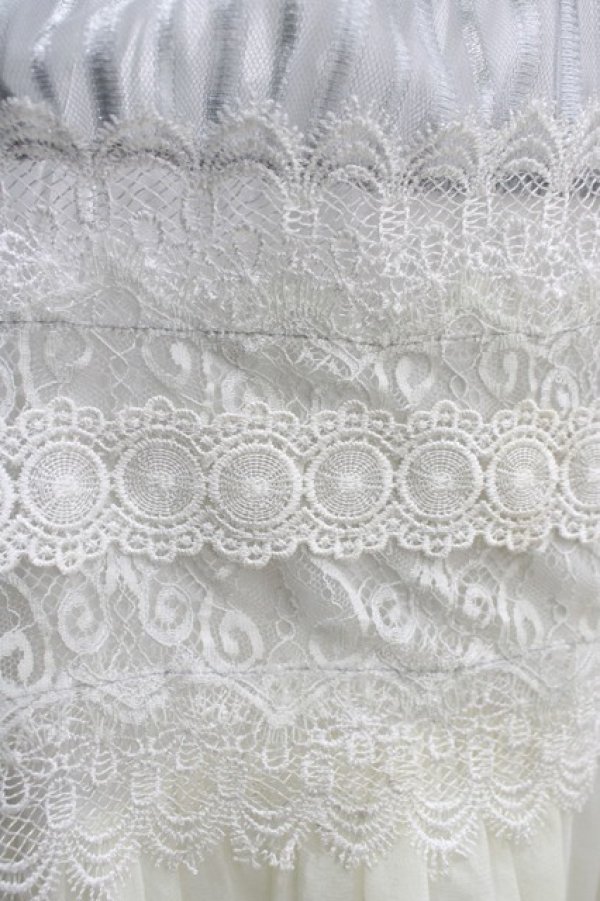 画像4: Ozz oneste / 薔薇刺繍シアーストライプワンピース  グレー H-25-12-11-014-OO-OP-KB-ZH (4)