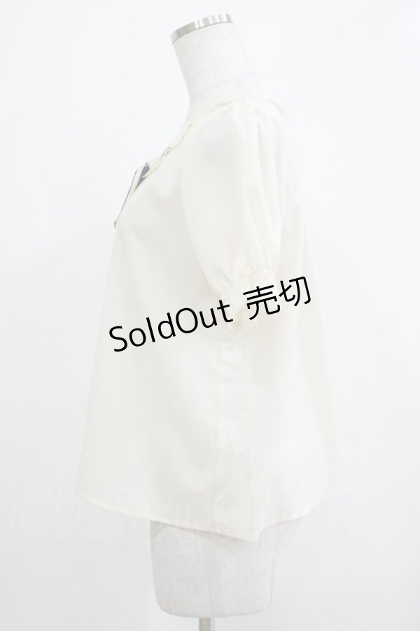 画像2: Fi.n.t / スカラップブラウス Free IVORY H-25-12-13-1043-CA-BL-NS-ZH (2)