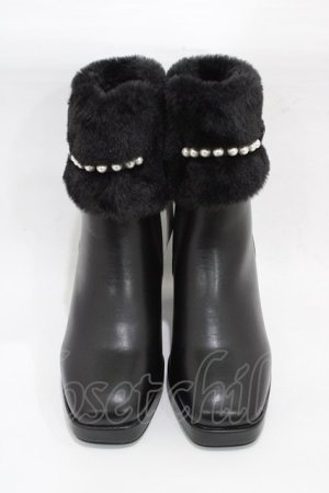 画像: Maison de FLEUR / パールリボンファーブーツ M:23.5cm ブラック H-25-12-16-1001-LO-SH-NS-ZH