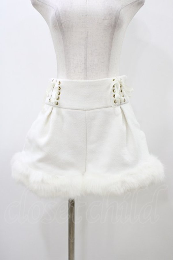 画像1: LIZ LISA / 裾ファーショートパンツ Free ホワイト H-25-12-16-1019-LO-PA-NS-ZH (1)