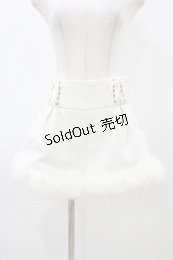 画像1: LIZ LISA / 裾ファーショートパンツ Free ホワイト H-25-12-16-1019-LO-PA-NS-ZH (1)