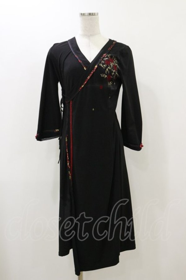 画像1: Ozz oneste / 着物衿刺繍ロングチュニック  黒×赤 H-25-12-17-069-OO-TO-KB-ZH (1)