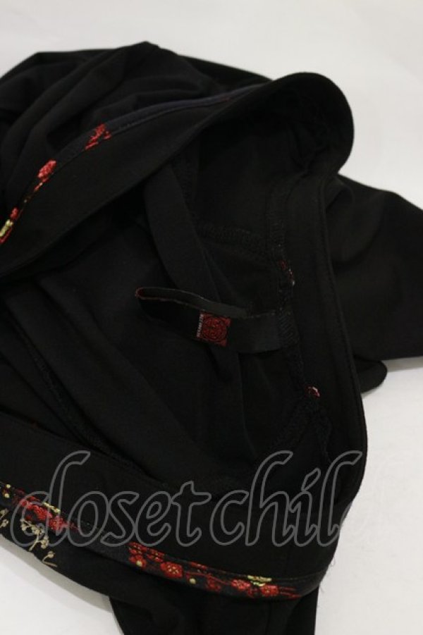 画像4: Ozz oneste / 着物衿刺繍ロングチュニック  黒×赤 H-25-12-17-069-OO-TO-KB-ZH (4)