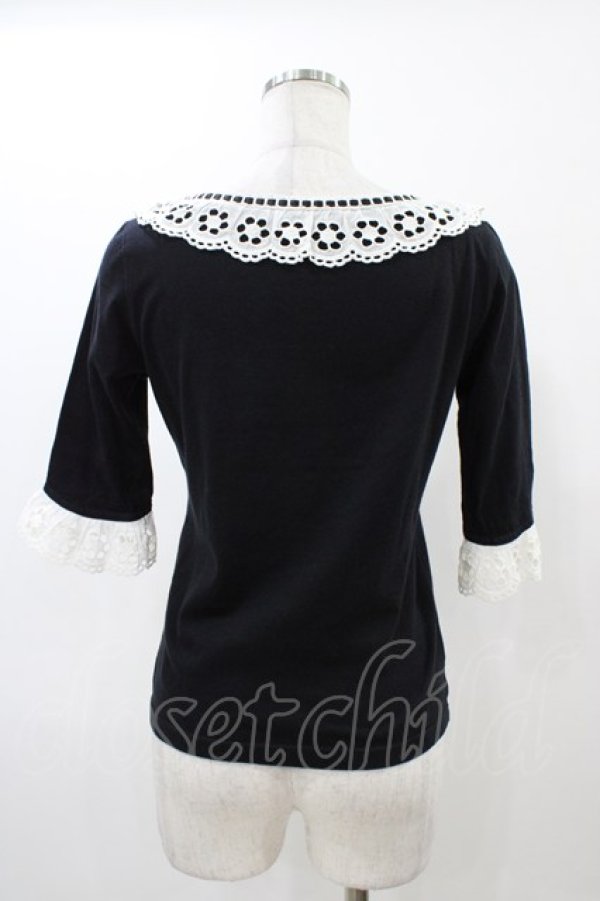 画像2: Emily Temple cute / フラワーカットワークレースカットソー  黒×白 H-25-12-18-1057-ET-TO-KB-ZH (2)