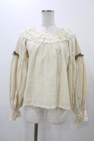 画像: Miss Point（海外ロリータブランド） / バイエルンの少女 カントリー風ブラウス Free 生成り H-25-12-19-1055-EL-BL-NS-ZH