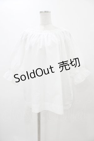 画像: F&A / ギャザーオフショルボリュームスリーブブラウス Free OFF WHITE H-25-12-19-1056-LO-BL-NS-ZH
