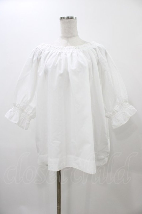 画像1: F&A / ギャザーオフショルボリュームスリーブブラウス Free OFF WHITE H-25-12-19-1056-LO-BL-NS-ZH (1)