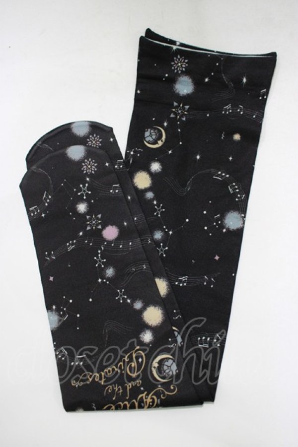 画像1: ALICE and the PIRATES / L’ecrin de votre gauche〜影絵の世界で紡ぐ歌〜柄プリントオーバーニーソックス  ブラック H-25-12-19-059-PA-ZA-NS-ZH (1)