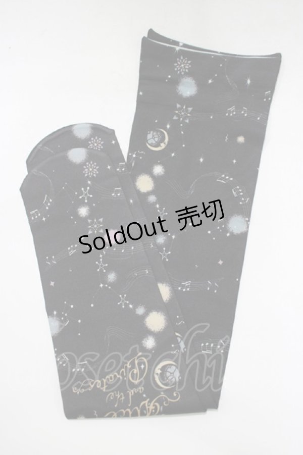 画像1: ALICE and the PIRATES / L’ecrin de votre gauche〜影絵の世界で紡ぐ歌〜柄プリントオーバーニーソックス  ブラック H-25-12-19-059-PA-ZA-NS-ZH (1)