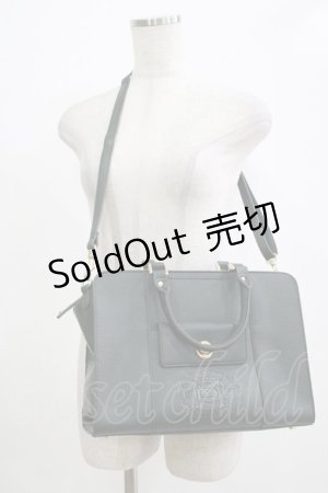 画像: Maison de FLEUR Petite Robe canone / 列車に飛び乗るボストンバッグ  グリーン H-25-12-20-043-EL-BG-NS-ZH