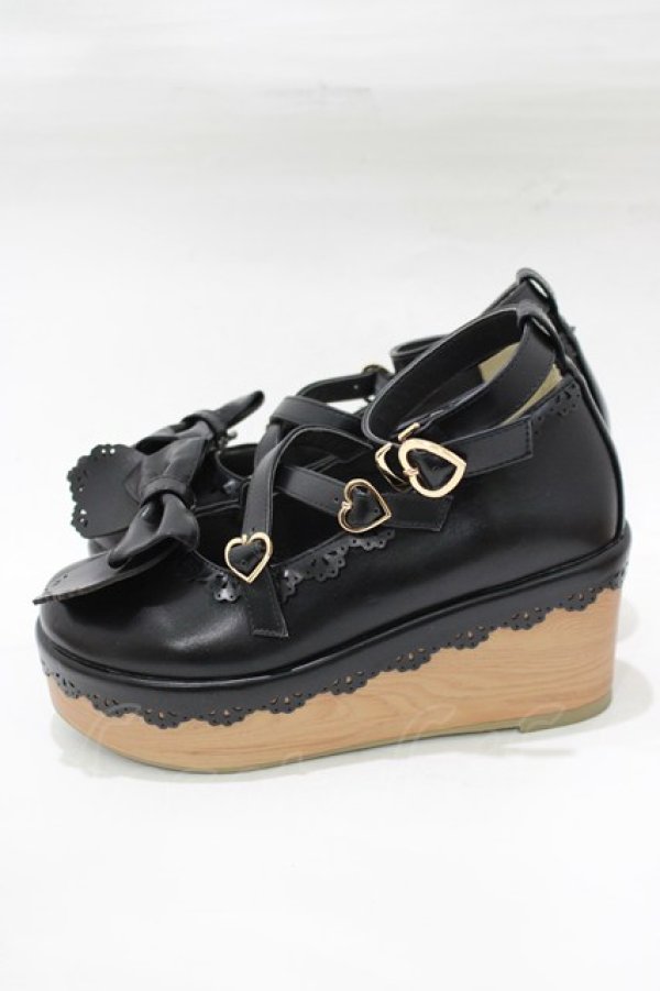 画像2: axes femme kawaii / スカラップ木底風シューズ S(22.5cm) ブラック H-25-12-20-080-AX-SH-NS-ZH (2)