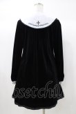 画像2: Amavel / クロス刺繍衿Aラインワンピース Free ブラック/ベロア H-25-12-21-1040-CA-OP-NS-ZH (2)
