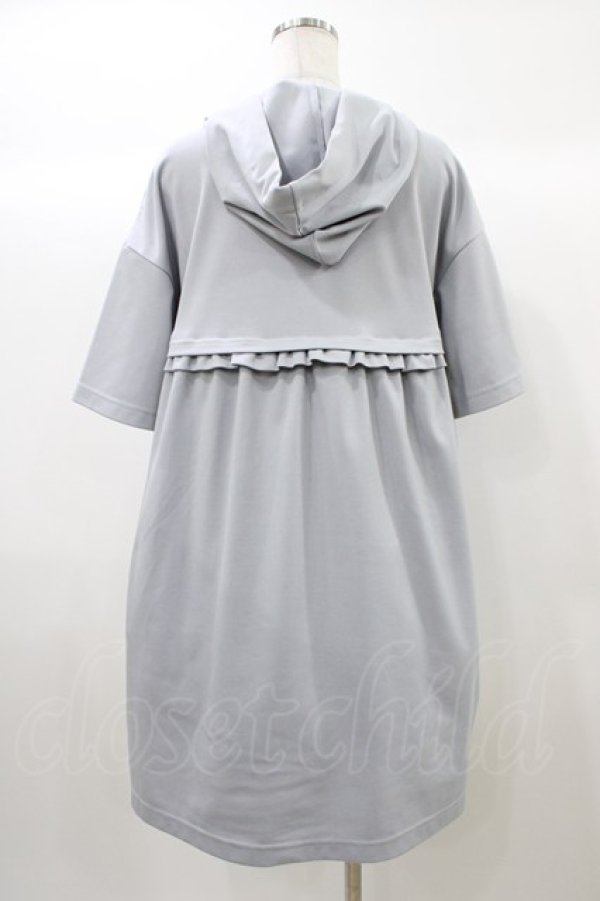 画像2: Fi.n.t / ロゴリボンレイヤード風カットワンピース Free BLUE GRAY H-25-12-21-1047-CA-OP-NS-ZH (2)