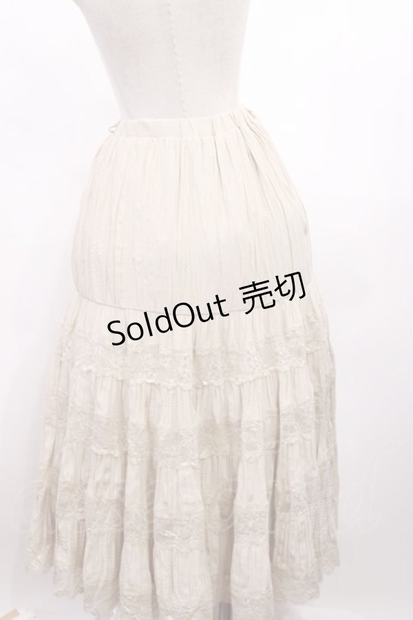 画像2: an another angelus / レース切替ティアードロングスカート Free IVORY H-25-12-22-1011-CA-SK-NS-ZH (2)