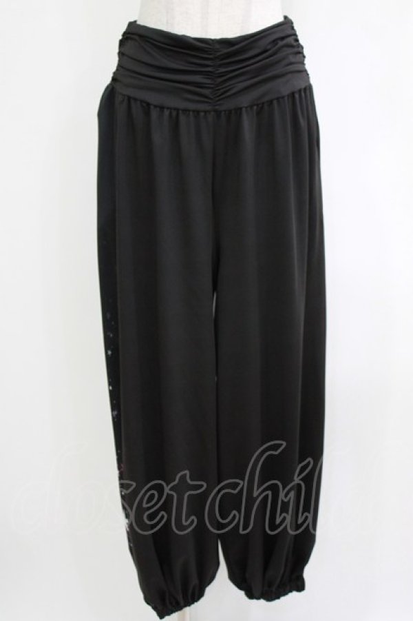 画像1: NieR Clothing / プリント切替ギャザーパンツ  黒 H-25-12-24-1034-PU-PA-KB-ZH (1)