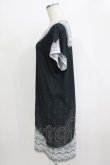 画像2: abilletage / トロンプルイユTシャツワンピース（レースセーラー）  ブラック H-25-12-24-1046-GO-OP-KB-ZH (2)