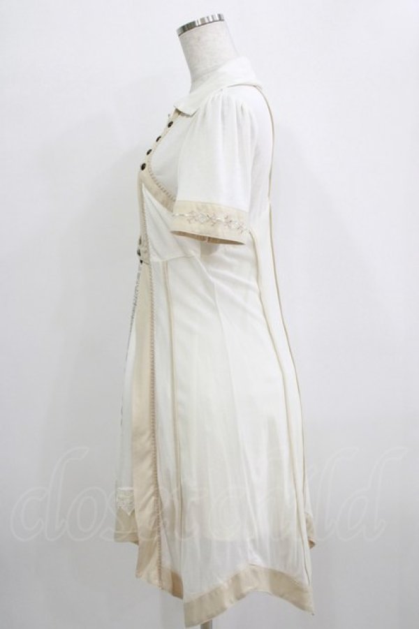 画像2: Ozz oneste / 薔薇刺繍レイヤード風ワンピース  アイボリー H-25-12-24-1010-OO-OP-KB-ZH (2)
