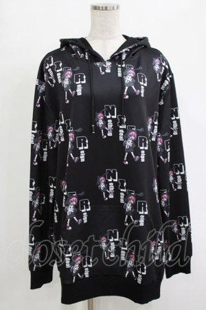 画像: NieR Clothing / プリントプルパーカー  黒 H-25-12-25-1037-PU-TO-KB-ZH