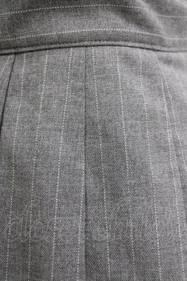 画像4: Jane Marple / ストライプジャンパースカート  グレー H-25-12-25-1043-JM-OP-KB-ZH (4)