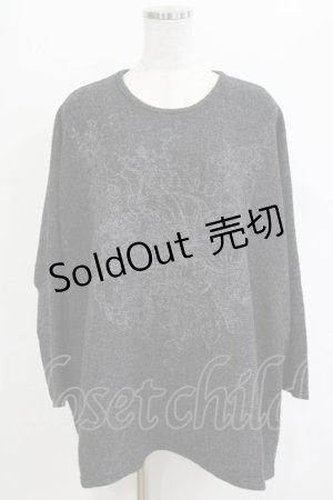 画像: Ozz Croce / プリントドルマンニット  グレー H-25-12-25-1047-OO-TO-KB-ZH